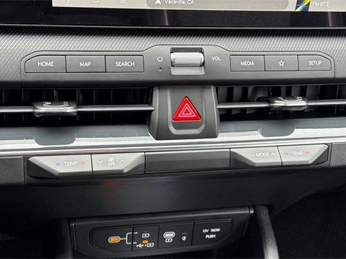 New 2025 Kia K4 GT-Line image 24