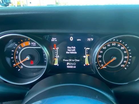 Used 2021 Jeep Wrangler Unlimited Sahara image 20