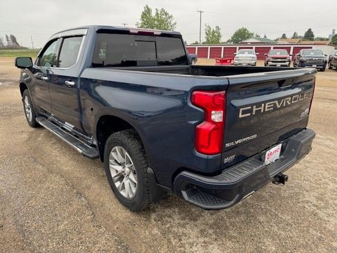 Used 2019 Chevrolet Silverado 1500 High Country w/ Safety Package II image 5