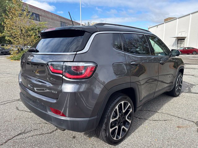 Used 2019 Jeep Compass Limited w/ Advanced Safety Group AWD/4WD image 17