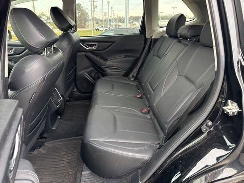 Used 2019 Subaru Forester Limited image 15
