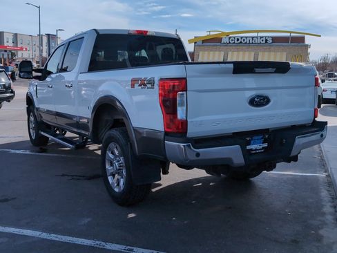 Used 2017 Ford F250 Lariat w/ Chrome Package image 7
