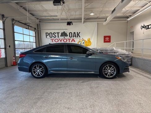 Used 2015 Hyundai Sonata Sport 2.0T image 3