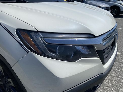 Used 2018 Honda Ridgeline RTL image 16