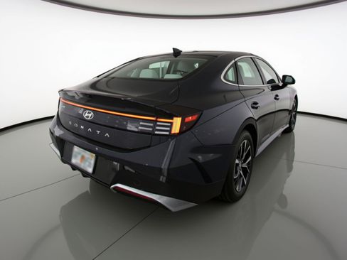 Used 2025 Hyundai Sonata SEL image 9