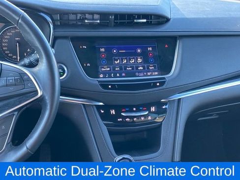 Certified 2023 Cadillac XT5 Premium Luxury image 9
