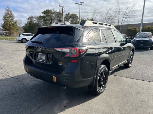 Used 2025 Subaru Outback Wilderness AWD/4WD image 3