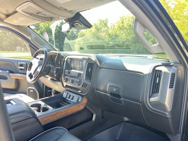 Used 2018 Chevrolet Silverado 2500 High Country w/ Duramax Plus Package AWD/4WD image 30
