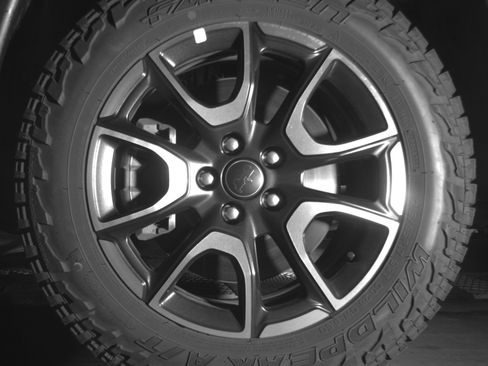 Used 2025 Jeep Compass Trailhawk image 12