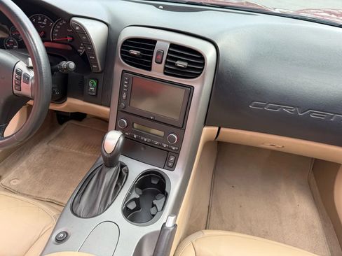 Used 2007 Chevrolet Corvette Convertible w/ Preferred Equipment Group image 27
