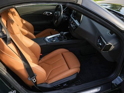 Used 2026 BMW Z4 M40i w/ Premium Package RWD image 37