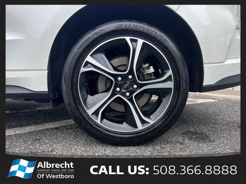 Used 2022 Ford Edge ST AWD/4WD image 32