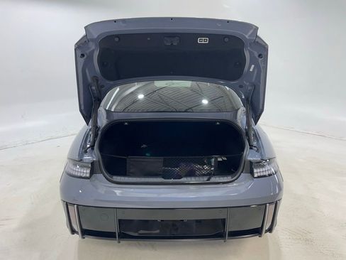 Used 2024 Hyundai Ioniq 6 Limited image 18