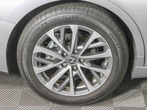 Used 2025 Lexus ES 350 image 11