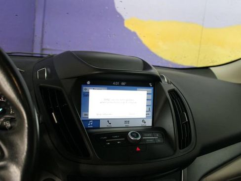 Used 2019 Ford Escape SEL w/ Sun & Style Package AWD/4WD image 19