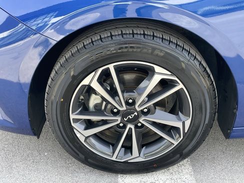 Certified 2024 Kia Forte LXS image 32