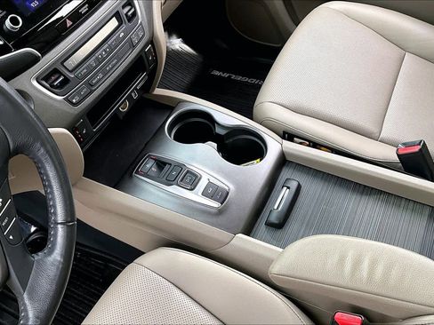 Used 2023 Honda Ridgeline RTL image 16