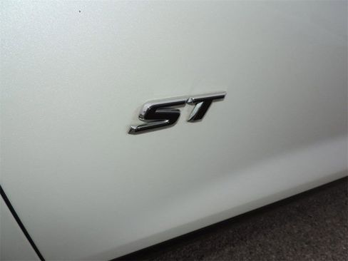 Certified 2025 Buick Enclave Sport Touring w/ Super Cruise Package image 11