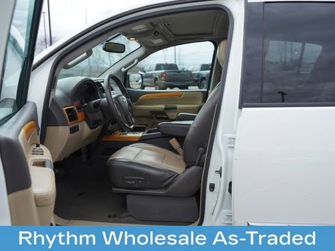 Used 2014 Nissan Armada Platinum w/ Platinum Reserve Package RWD image 11