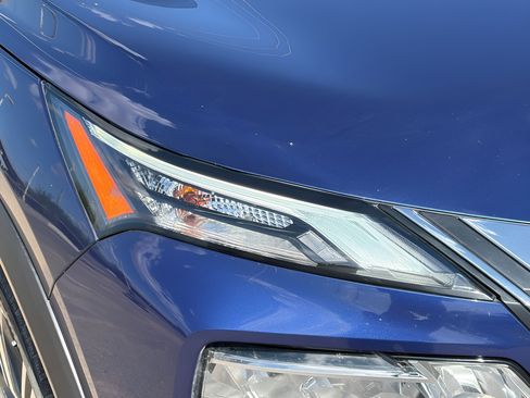 Used 2023 Nissan Rogue SL FWD image 30