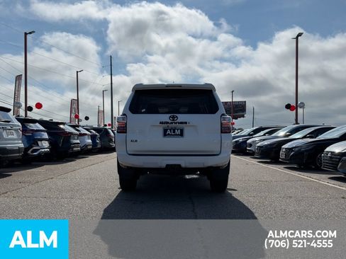 Used 2023 Toyota 4Runner SR5 AWD/4WD image 6