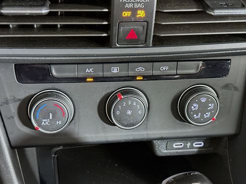 Used 2024 Volkswagen Jetta S image 23