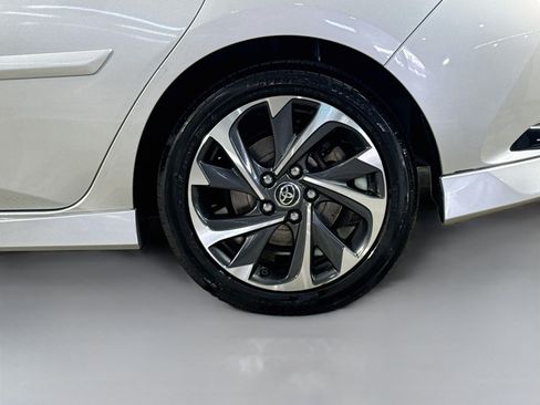 Used 2018 Toyota Corolla iM w/ All-Weather Mat Package FWD image 37