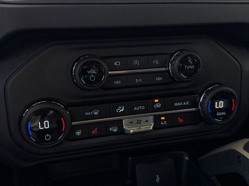New 2026 Ford Bronco Badlands AWD/4WD image 55