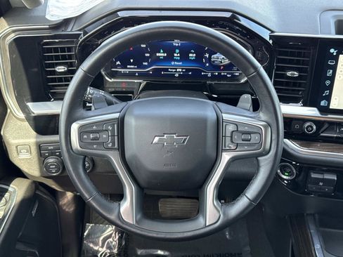 Used 2022 Chevrolet Silverado 1500 RST w/ Convenience Package II image 10