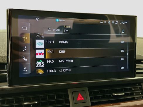 Used 2022 Audi A4 2.0T Premium Plus image 21