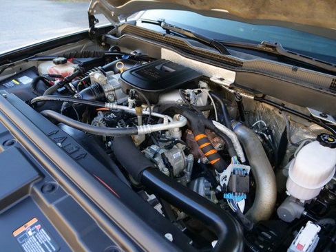 Used 2015 Chevrolet Silverado 2500 W/T image 34