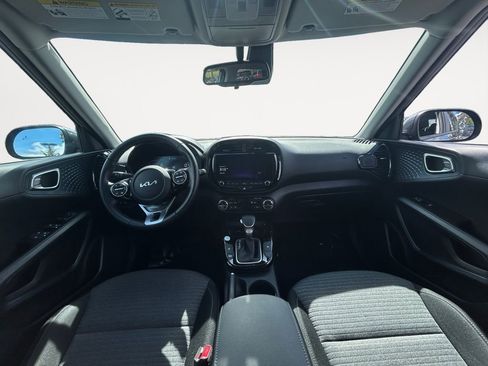 Used 2024 Kia Soul EX FWD image 11