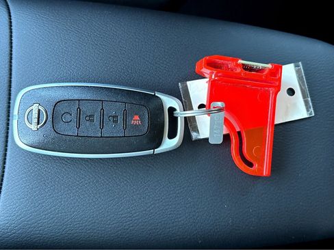 New 2026 Nissan Kicks SV w/ SV Premium Package image 33