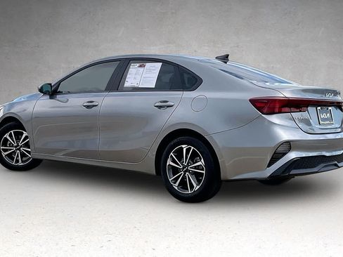 Used 2024 Kia Forte LXS FWD image 4