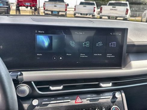 Used 2025 Hyundai Sonata SE FWD image 13