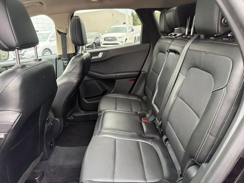 Used 2020 Ford Escape Titanium AWD/4WD image 20