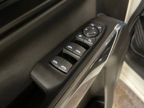 Used 2022 GMC Sierra 1500 AT4 AWD/4WD image 16