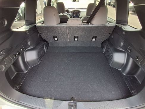 Used 2025 Subaru Forester Premium w/ Convenience Package #2 AWD/4WD image 12