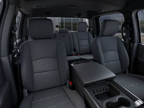 New 2026 RAM 2500 Big Horn AWD/4WD image 20