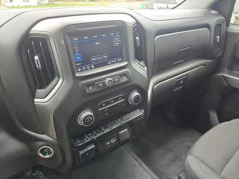 Used 2024 Chevrolet Silverado 1500 W/T w/ WT Value Package image 26