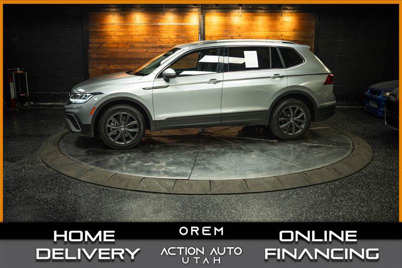 Used 2022 Volkswagen Tiguan SE AWD/4WD image 1