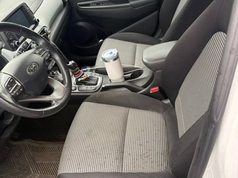 Used 2018 Hyundai Kona SEL AWD/4WD image 5