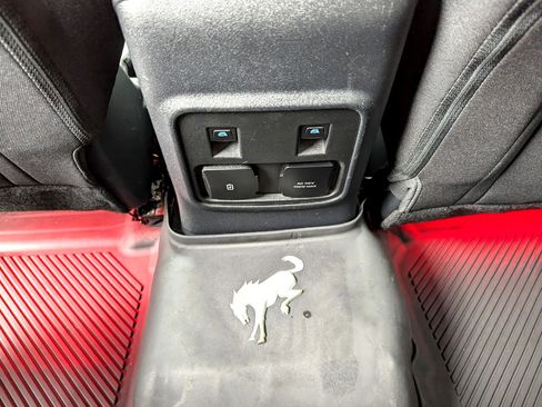 Used 2021 Ford Bronco Wildtrak image 42