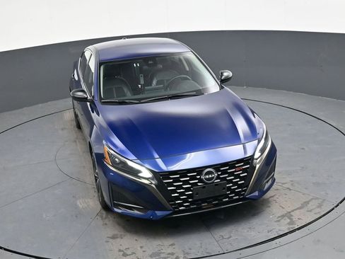 Used 2024 Nissan Altima 2.5 SR image 29