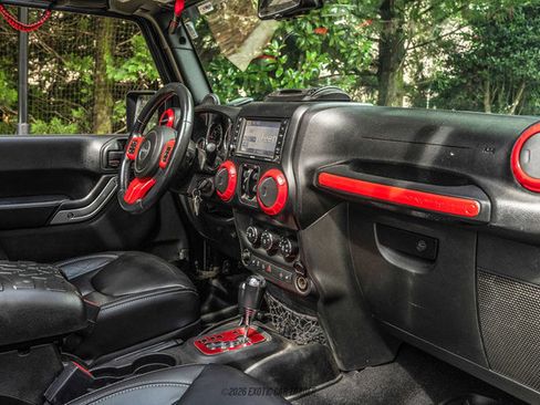 Used 2014 Jeep Wrangler Unlimited Rubicon AWD/4WD image 66