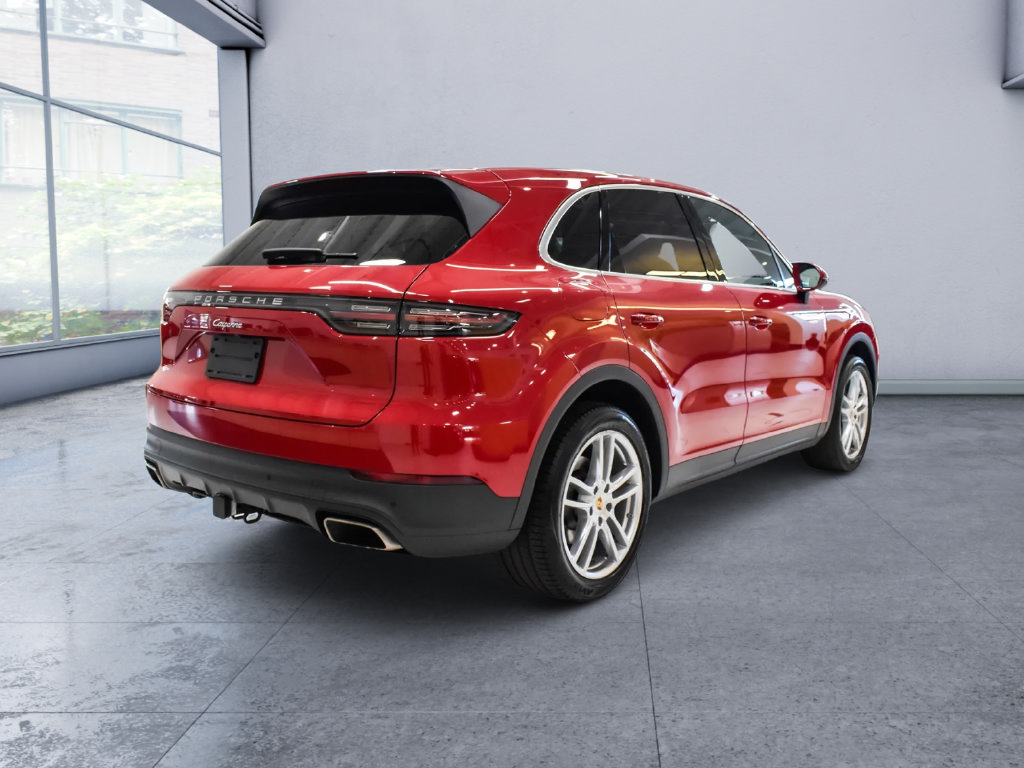 Used 2022 Porsche Cayenne AWD/4WD image 7