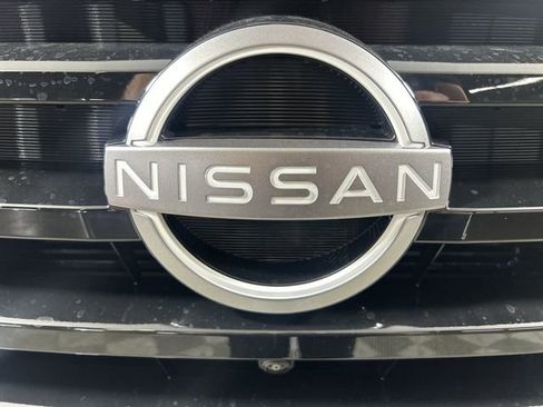 Used 2024 Nissan Pathfinder Platinum w/ Cargo Package AWD/4WD image 40