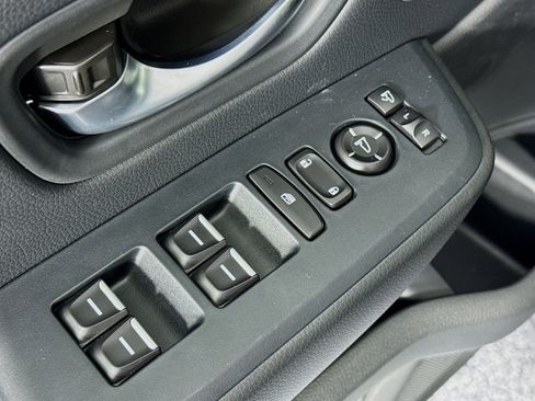 New 2025 Honda Pilot Black Edition image 18