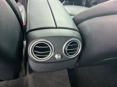 Used 2019 Mercedes-Benz C 300 4MATIC Sedan image 15