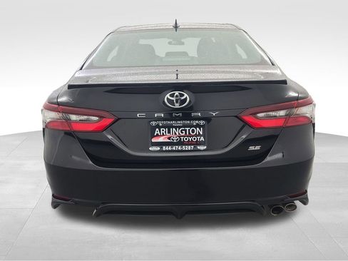 Used 2023 Toyota Camry SE image 7